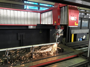 信頼され、期待され、選ばれる企業へ